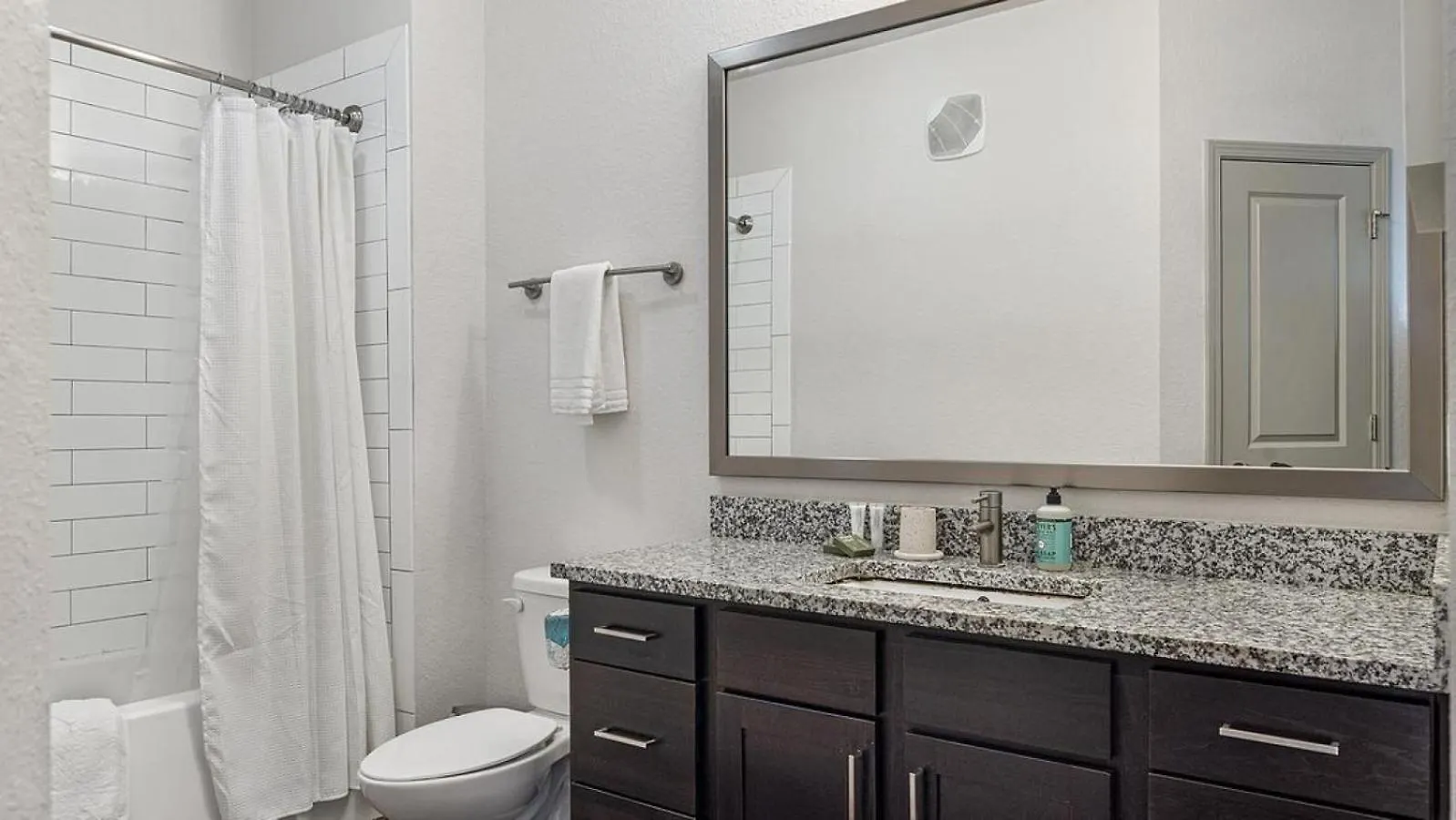 Landing At South Bank - 2 Bedrooms In Manchester リッチモンド 米国